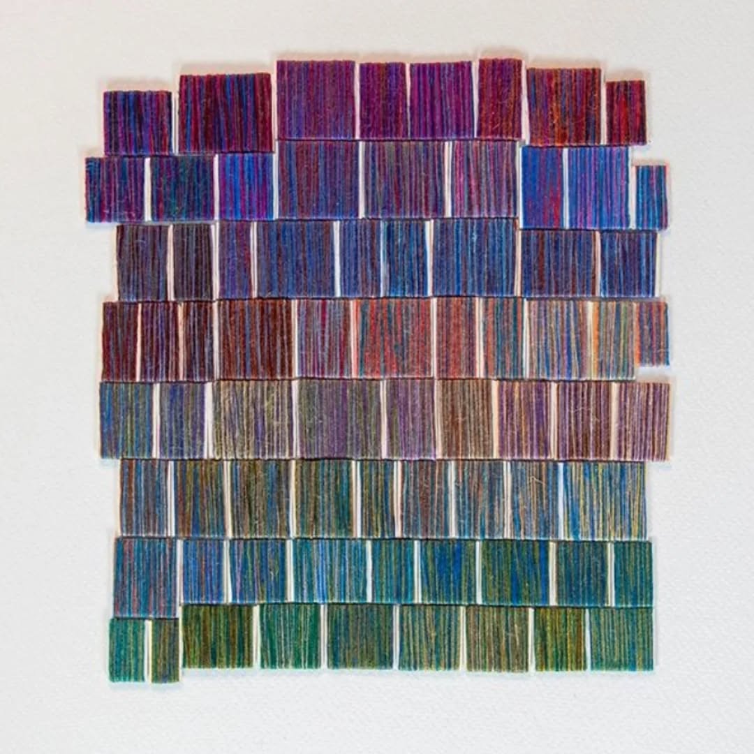 Lavender 2026
Kollaasi pellava ja puuvilla langoilla

#textileart 
@teosmyynti 
@texo_ry 
#ornamonteosmyynti
#tekstiilitaiteilijattexory