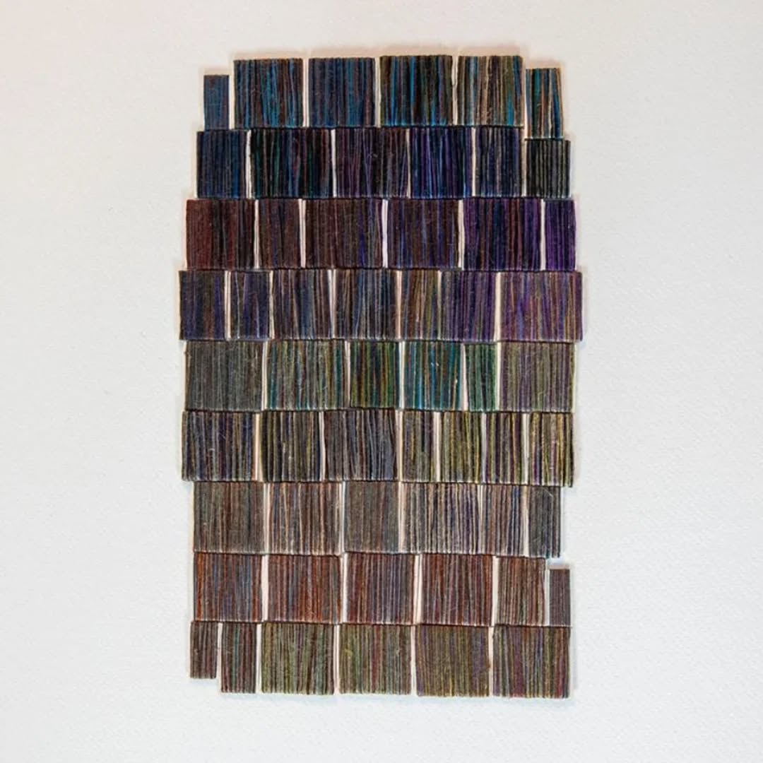 Evening Dark 2026
Kollaasi, pellava ja puuvillalangat, akvarellipaperi

#textileart 
@teosmyynti 
#teosmyynti26
@texo_ry 
#tekstiilitaiteilijattexory